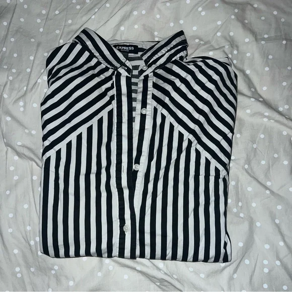 Express Black and White Striped Shirt - Picture 4 of 11